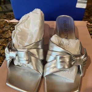 Stuart Weitzman Sofia 45 Bow Sandals NIB Silver